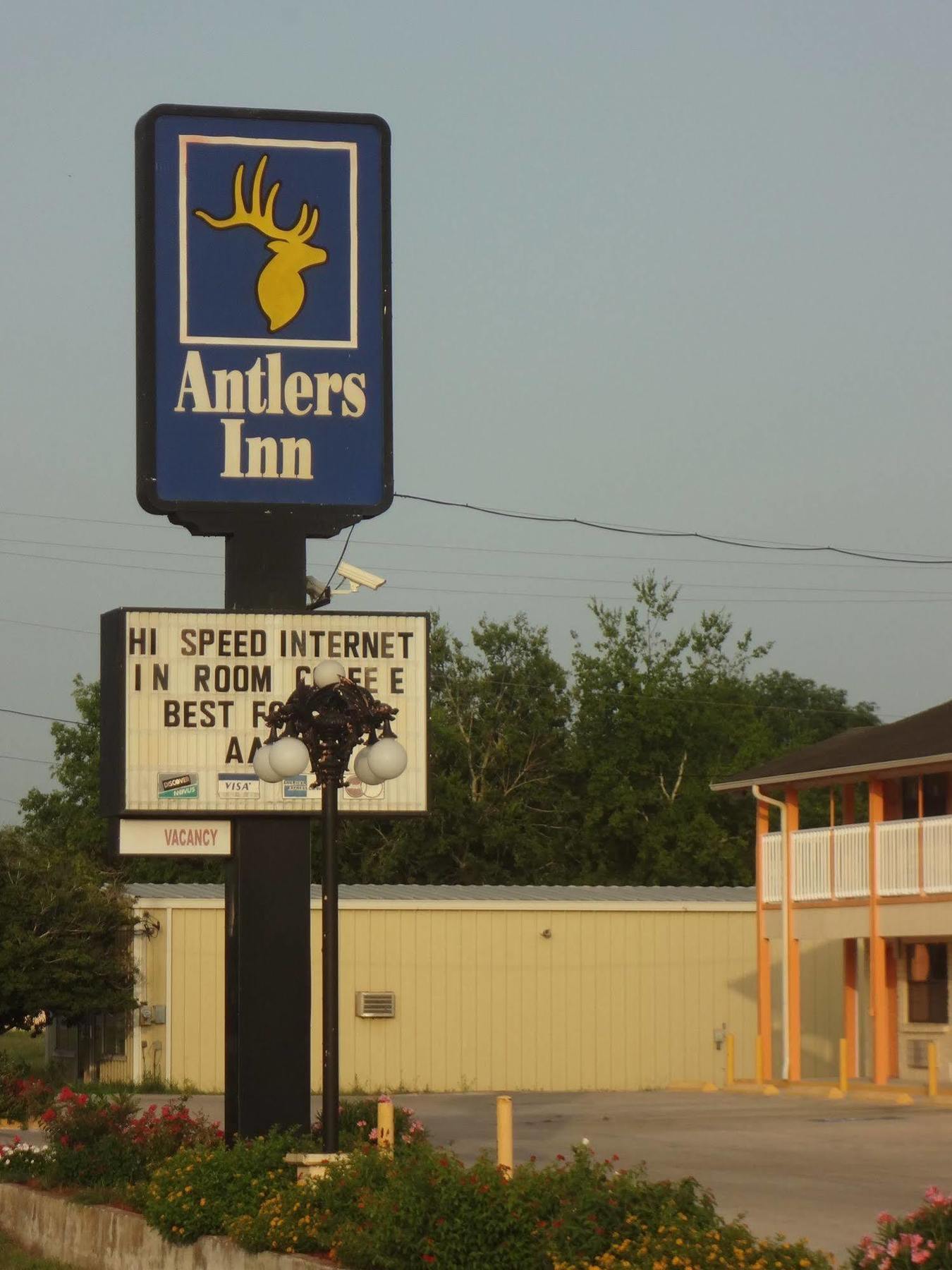 Antlers Inn Goliad ภายนอก รูปภาพ